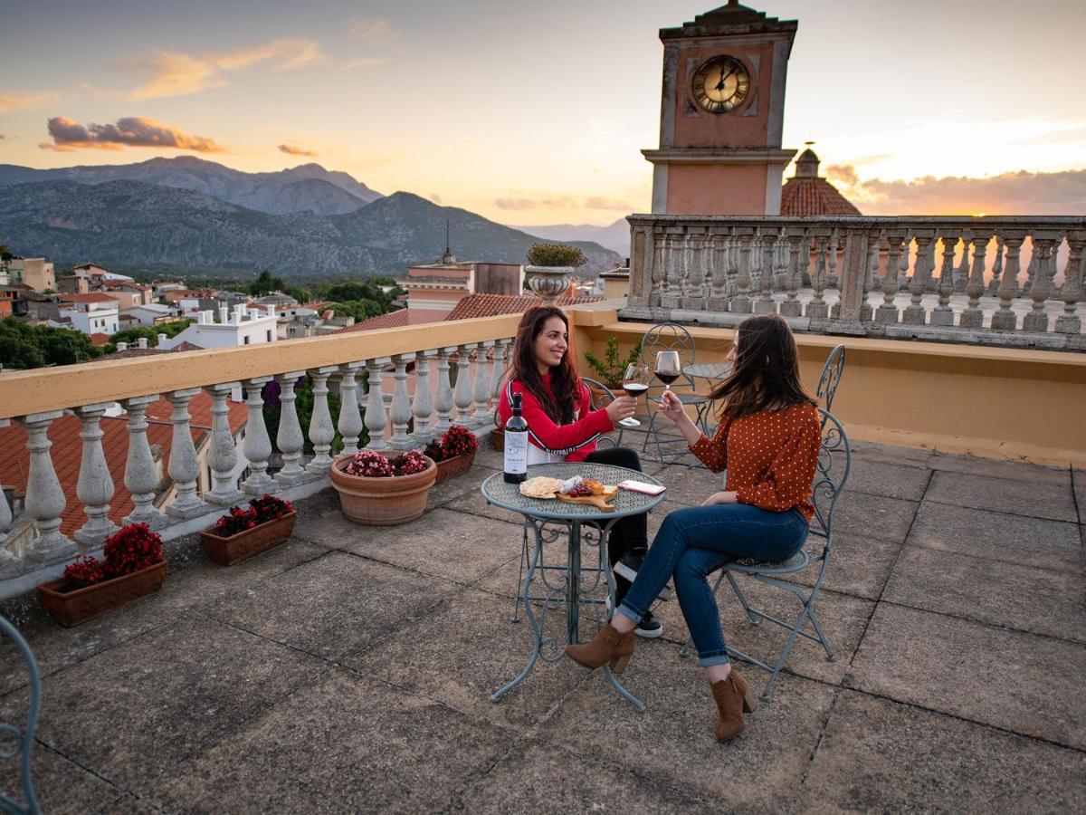 Palazzo Santa Caterina Bed and Breakfast Dorgali Buitenkant foto